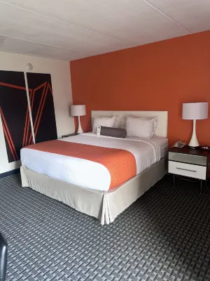 Howard Johnson by Wyndham Newburgh/West Point Rooms Photos
