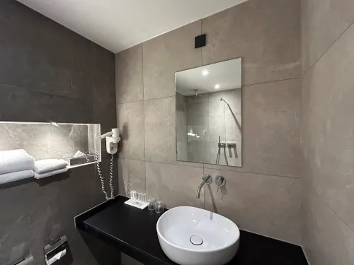 XO Hotels Blue Tower Photos