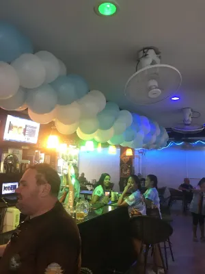 Harrys Hotel Bar & Restaurant Loisirs et amusements Photos