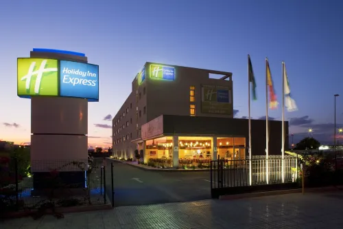 Holiday Inn Express Malaga Airport Außen Photos