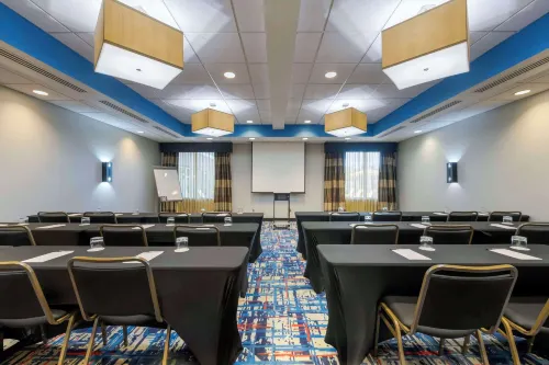 Cambria Hotel Ft Lauderdale, Airport South & Cruise Port Business Photos