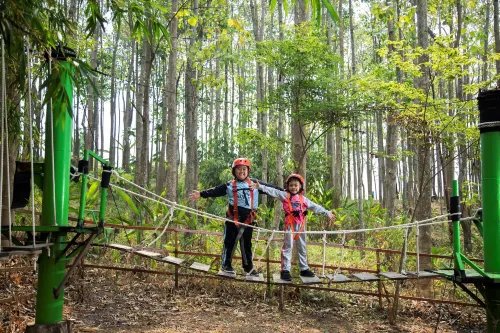 Royal Caravan Hotel & Outbound Trawas Dekat Hotel Photos