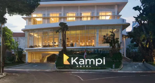 Kampi Hotel Tunjungan Surabaya Eksterior Photos