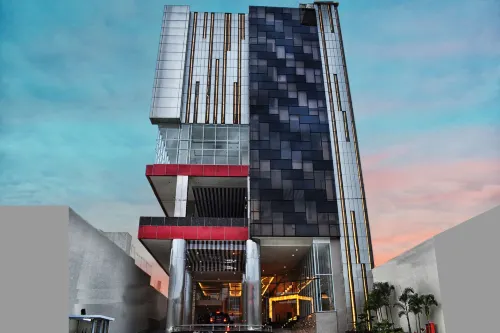Grand Metro Hotel Tasikmalaya Eksterior Photos