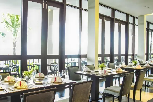Estrella Hotel & Conference Dining Photos