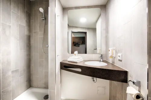 B&B HOTEL Rostock-Hafen Chambres Photos