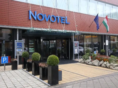 Novotel Budapest Danube Esterni Photos