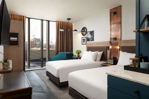 The Gantry London, Curio Collection by Hilton Huoneet Photos