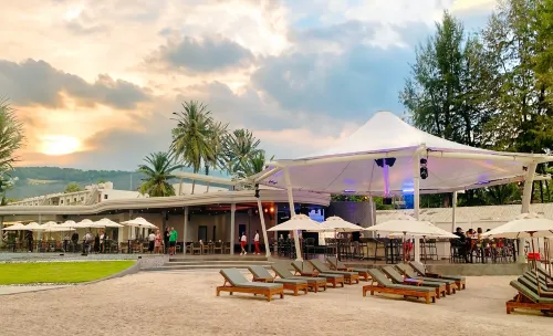 Amora Beach Resort Phuket Общественные зоны Photos