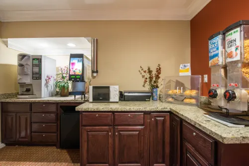 Santa Fe Inn Los Angeles Featured Photos