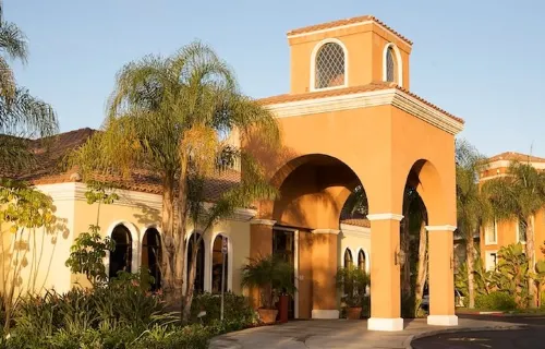 Cortona Inn and Suites Anaheim Resort Esterni Photos