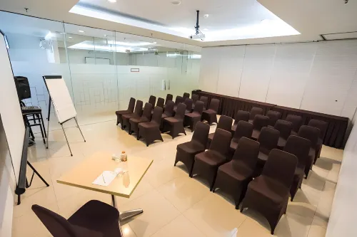 Amaris Hotel Pancoran Business Photos