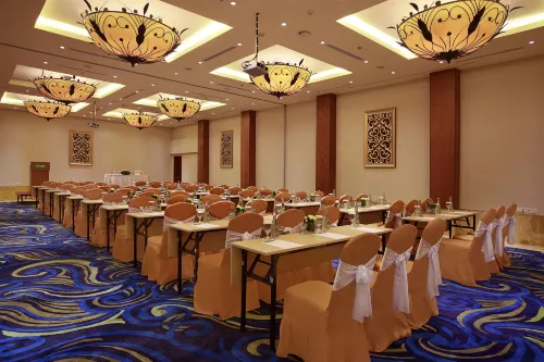 Sens Hotel  Spa + Conference Ubud Town Centre Business Facilities Photos