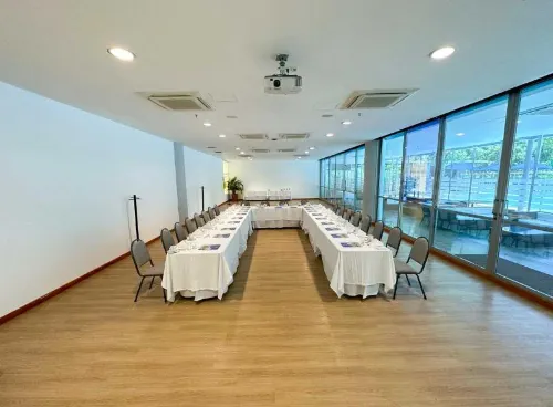 Hotel San Fernando Plaza Business Facilities Photos