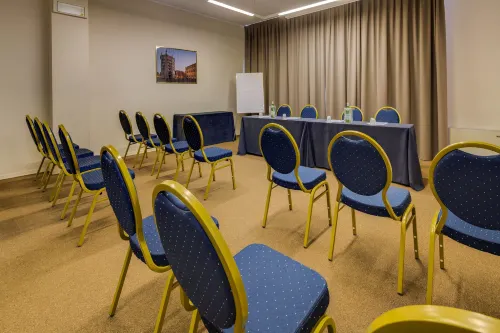 Best Western Plus Hotel Farnese Business Facilities Photos