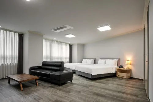 Ramada Hotel & Suites by Wyndham Seoul Namdaemun Photos