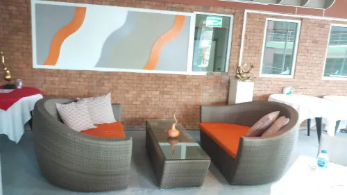 Chabana Kamala Hotel Общественные зоны Photos