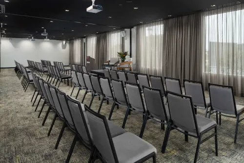 Rydges Fortitude Valley Brisbane, an EVT hotel Business Photos