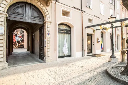 Best Western Premier Milano Palace Hotel Circondario Photos