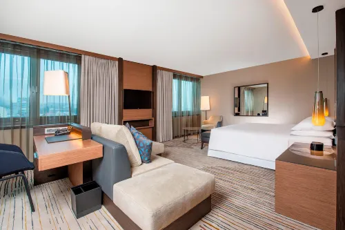 Sheraton Grand Tbilisi Metechi Palace Kamar Photos