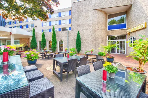 Leonardo Hotel Hamburg City Nord Öffentliche Flächen Photos
