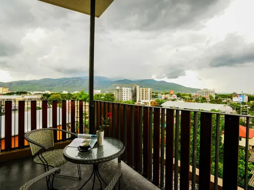Lani Chiang Mai Hotel À proximité de l'hôtel Photos