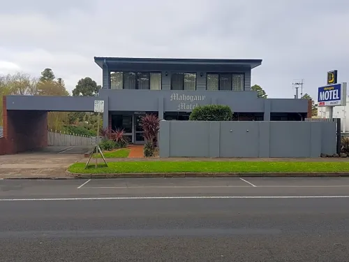 Mahogany Motel Exterior Photos