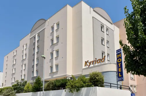 Kyriad Saint Etienne Centre Extérieur Photos