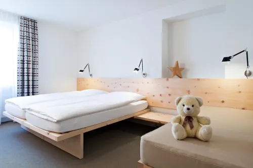 Hauser Hotel St. Moritz Rooms Photos