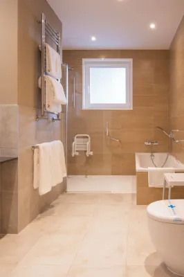 Hotel Avenida Rooms Photos