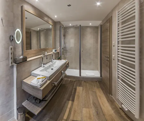 Drei Loewen Rooms Photos
