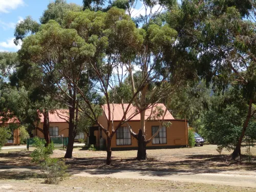 Mountain View Motor Inn & Holiday Lodges Near Hotel Photos