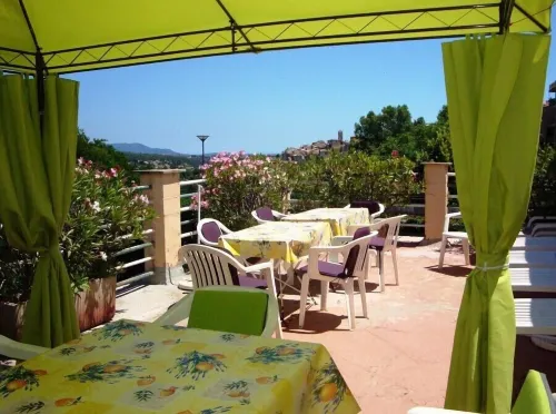 Hôtel la Lubiane Mahlzeiten Photos
