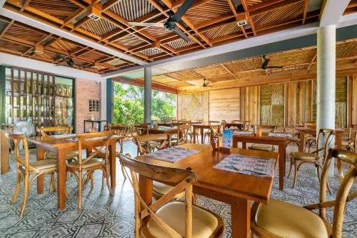 The Tama Hotel Restauration Photos