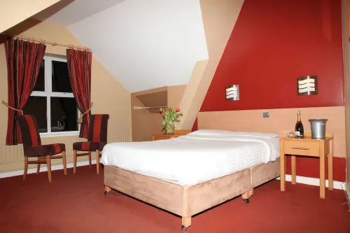 Harding Hotel Photos