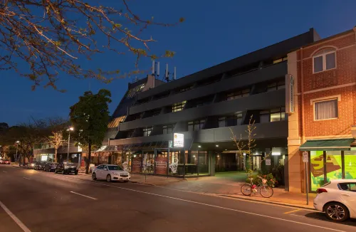 Comfort Hotel Adelaide Meridien Kamar Photos