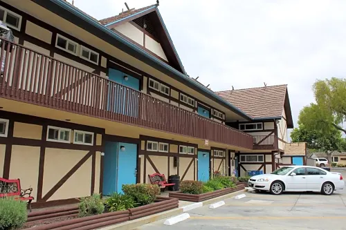 King Frederik Inn Exterior Photos