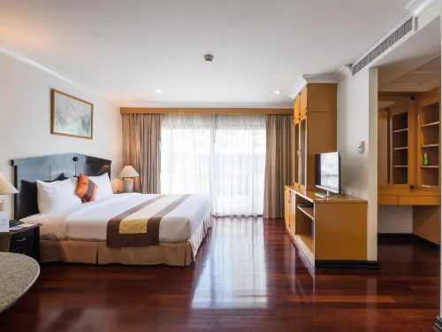 Admiral Suites Bangkok Phòng Photos
