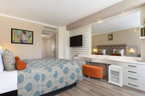 Orange County Kemer Zimmer Photos