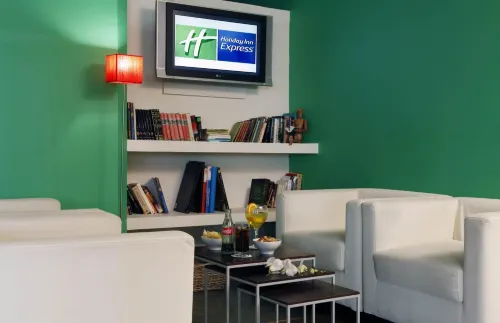 Ramada by Wyndham Madrid Tres Cantos Photos
