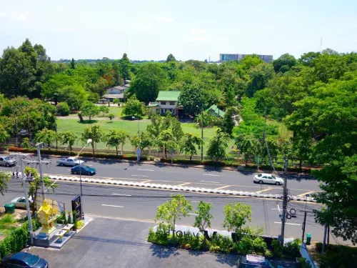V Hotel Ubon Ratchathani À proximité de l'hôtel Photos