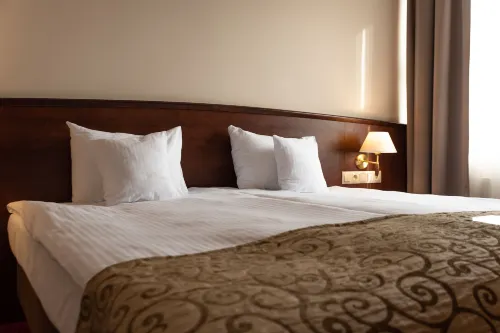 Grand Royal Hotel Kamar Photos