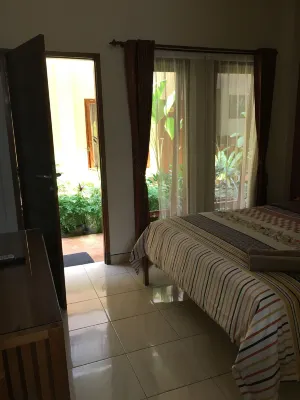 Aloha Hotel Yogyakarta Phòng Photos