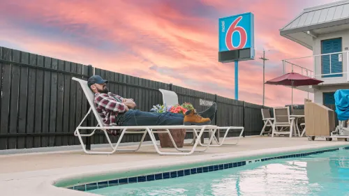 Motel 6 Manteca, CA Leisure & Recreation Photos