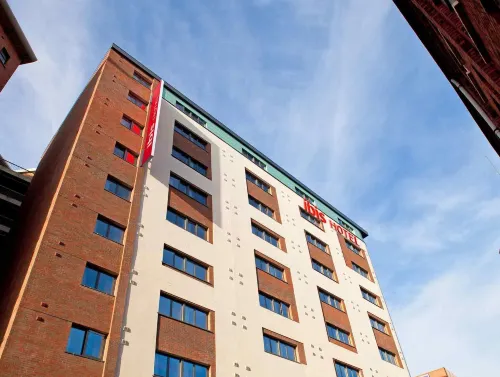 Ibis Belfast City Centre Extérieur Photos