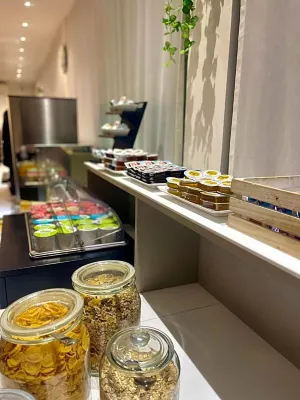 Best Quality Hotel Dock Milano Makanan Photos