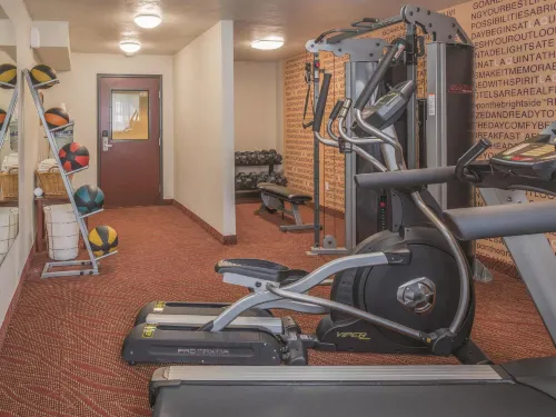 Best Western Plus Parkway Inn Semester och rekreation Photos
