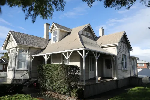 Regent Residential Villa Exterior Photos