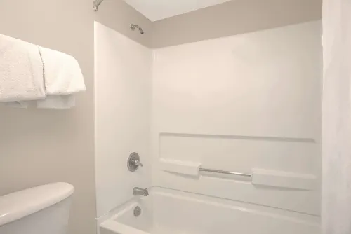 Knights Inn Antioch Camere Photos
