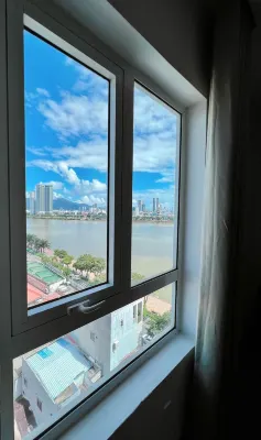 Pariat River Front Hotel Рядом с отелем Photos